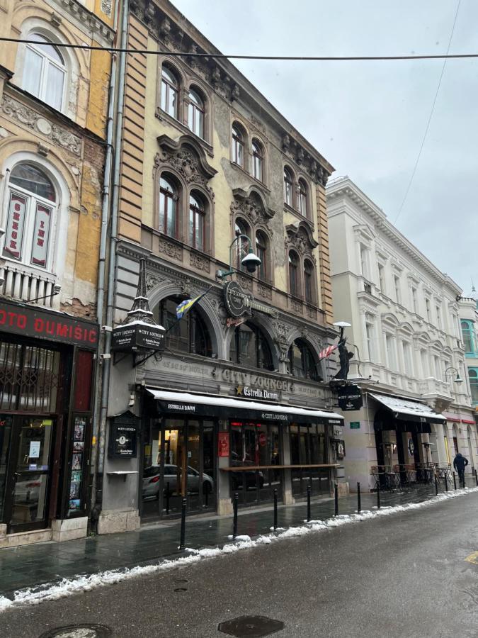 Modern Apartment In The Heart Of The City Center! Sarajevo Exterior photo